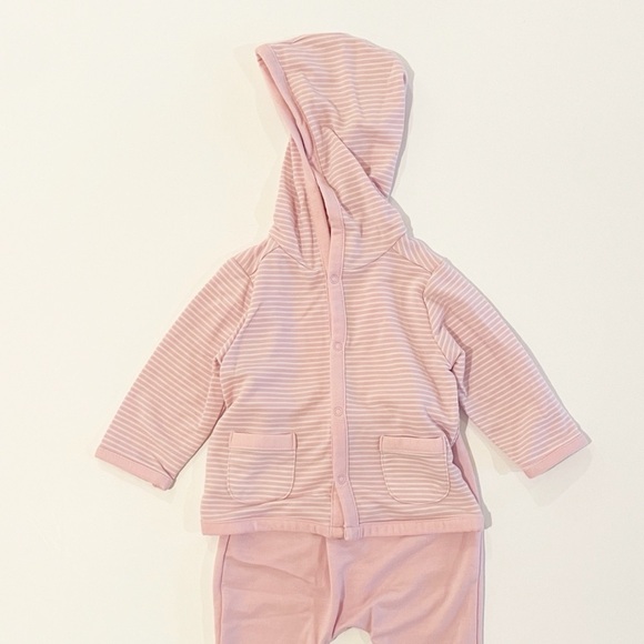 Old Navy baby hoodie and jogger pants 2-piece outfit set - Picture 2 of 7